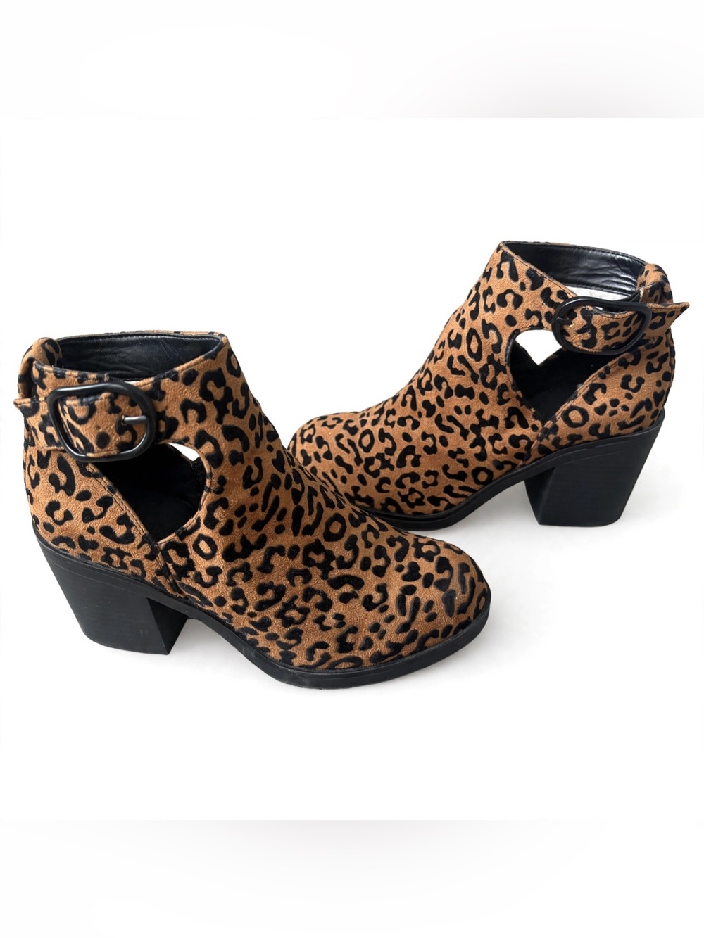Cheetah Leopard Cut-Out Ankle Bootie Block Heel Booties Size 8.5 Fall Boots